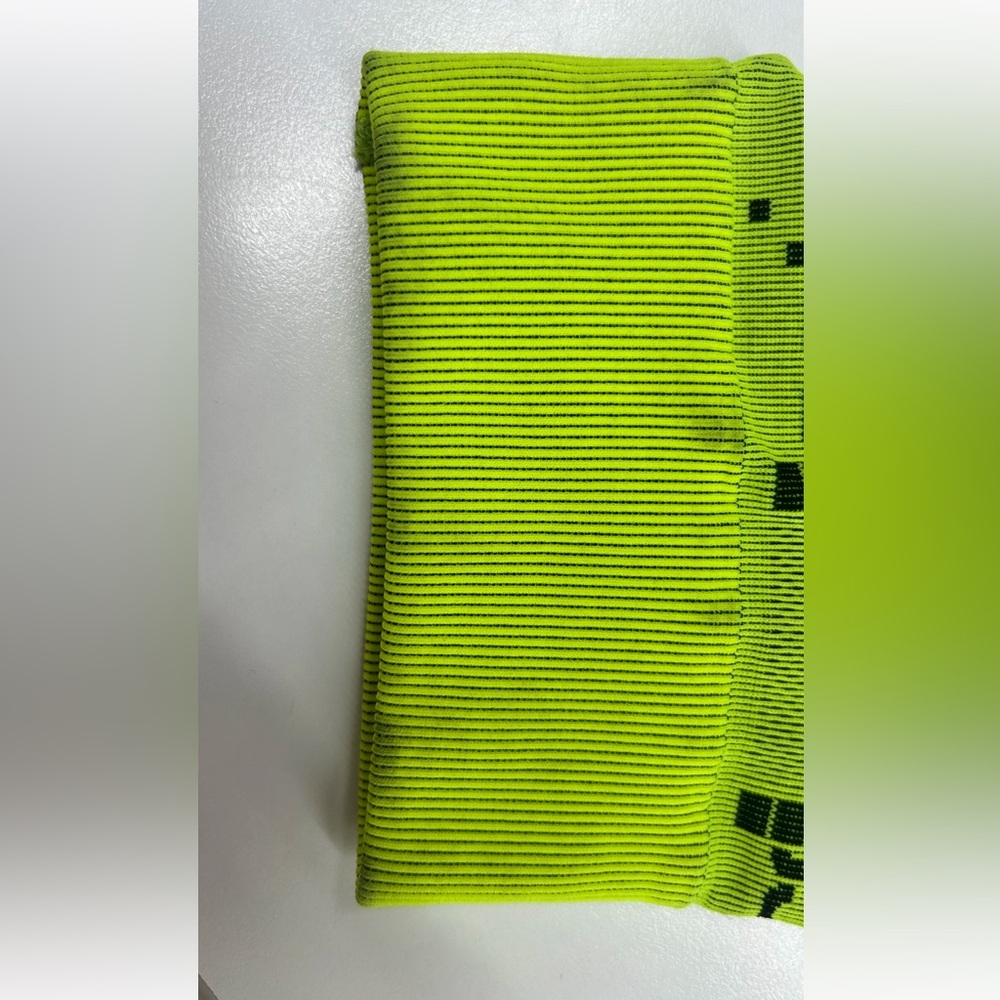 Gucci Neon Yellow Leggings - Picture 6 of 6